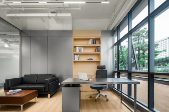 辦公室設計裝修施工：營造創意與協作的靈動空